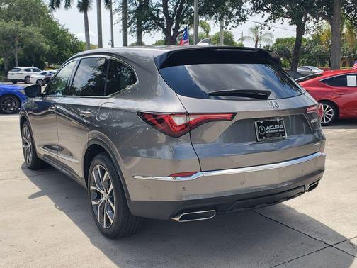 Liquid Carbon Metallic 2024 Acura MDX Technology Package