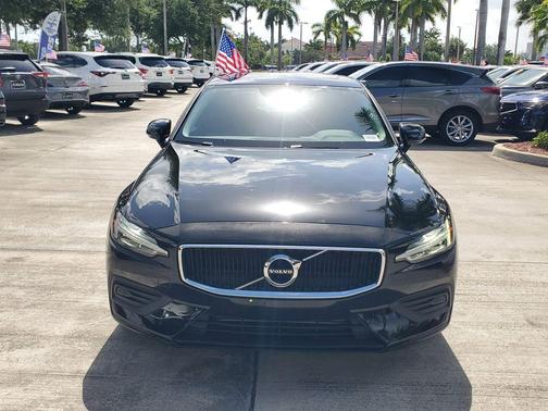 Black Stone 2020 Volvo S60 T5 Momentum