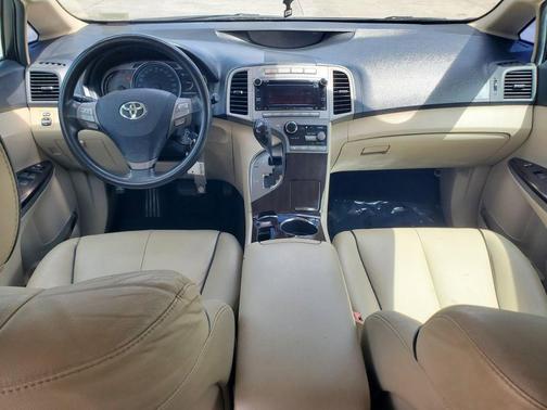 Blizzard Pearl 2010 Toyota Venza Base