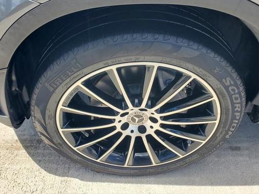 2021 Mercedes-Benz GLC 300 Base