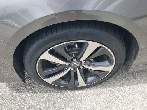 Liquid Carbon Metallic 2024 Acura TLX Technology