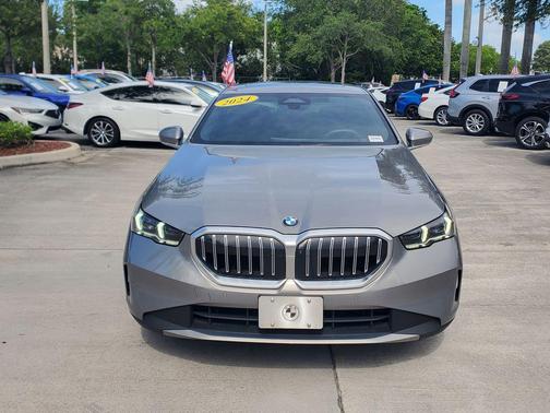 Oxide Grey Metallic 2024 BMW 530 xDrive