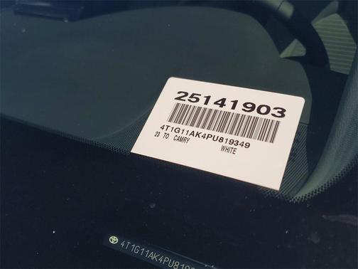 2023 Toyota Camry SE