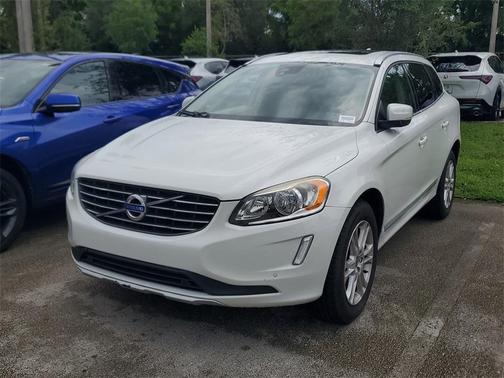 2016 Volvo XC60 T5 Drive-E Premier