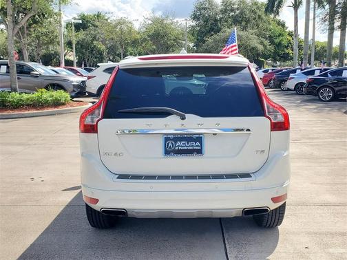 2016 Volvo XC60 T5 Drive-E Premier