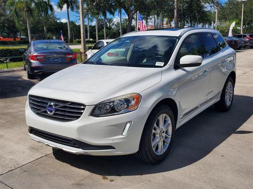 2016 Volvo XC60 T5 Drive-E Premier
