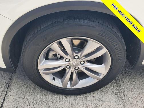 Platinum White Pearl 2023 Acura MDX Standard