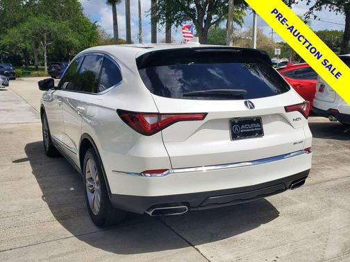 Platinum White Pearl 2023 Acura MDX Standard