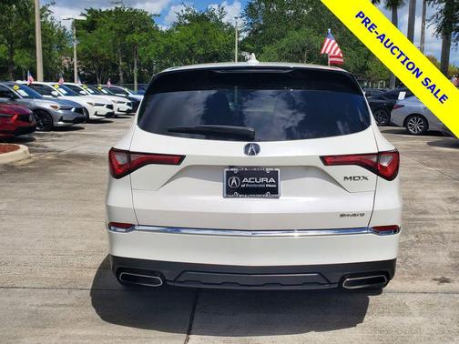 Platinum White Pearl 2023 Acura MDX Standard