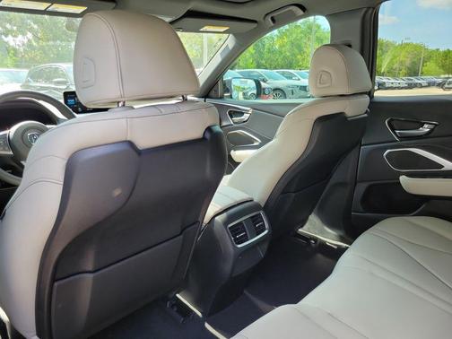 Majestic 2026 Acura RDX Base