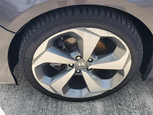 2018 Honda Accord Touring 2.0T