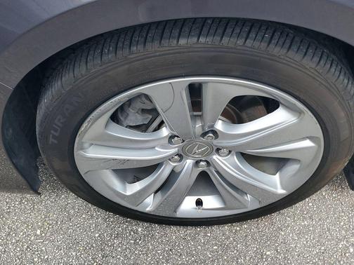 Modern Steel Metallic 2023 Acura TLX Technology