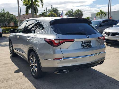 Lunar Silver Metallic 2024 Acura MDX Technology Package