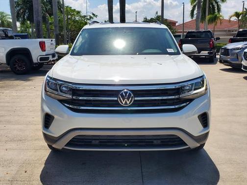 2022 Volkswagen Atlas 3.6L SE w/Technology