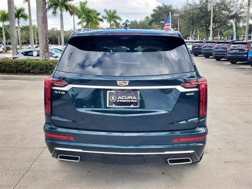 2024 Cadillac XT6 Premium Luxury FWD