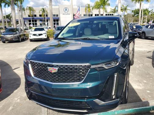 2024 Cadillac XT6 Premium Luxury FWD