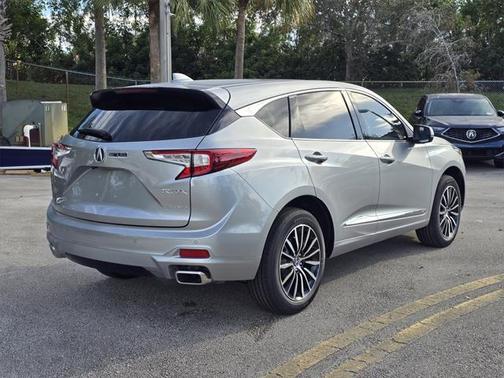 2025 Acura RDX Advance Package