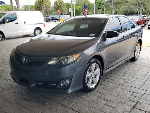 2013 Toyota Camry SE