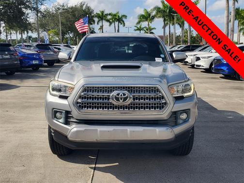 2017 Toyota Tacoma TRD Sport