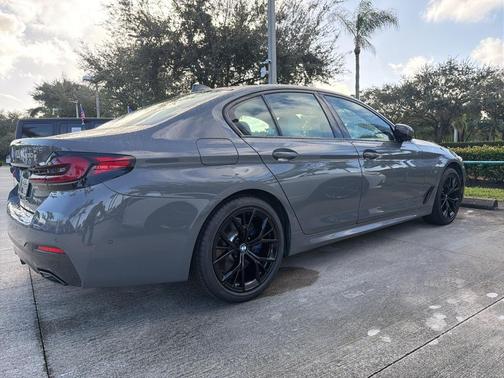 2022 BMW 530e Base