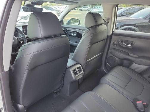 Platinum 2026 Acura ADX Base