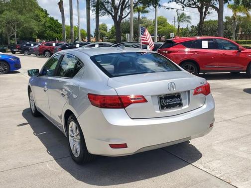 2013 Acura ILX 2.0L