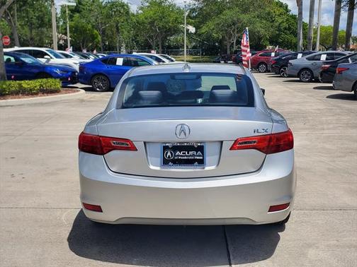 2013 Acura ILX 2.0L
