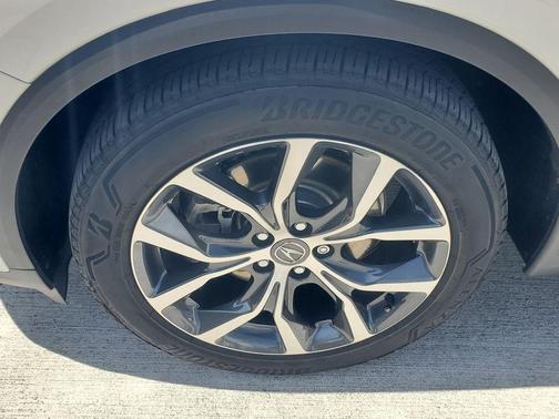 Platinum White Pearl 2024 Acura MDX Technology Package
