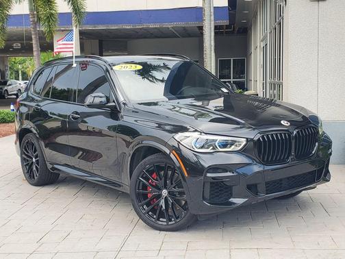 Black Sapphire Metallic 2023 BMW X5 M50i