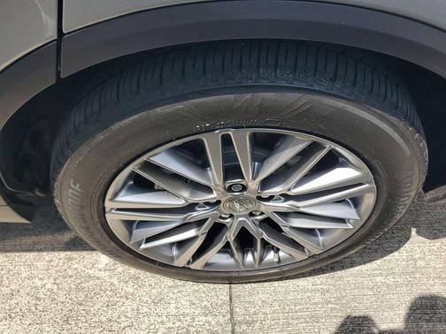 Lunar Silver Metallic 2023 Acura MDX Advance Package