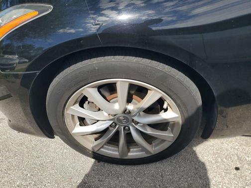 Black Obsidian 2015 INFINITI Q60 S