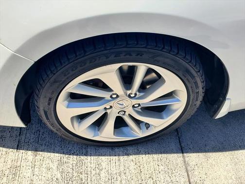 2016 Acura ILX 2.4L w/AcuraWatch Plus Pkg