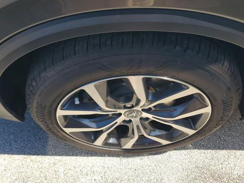 Liquid Carbon Metallic 2024 Acura MDX Technology Package