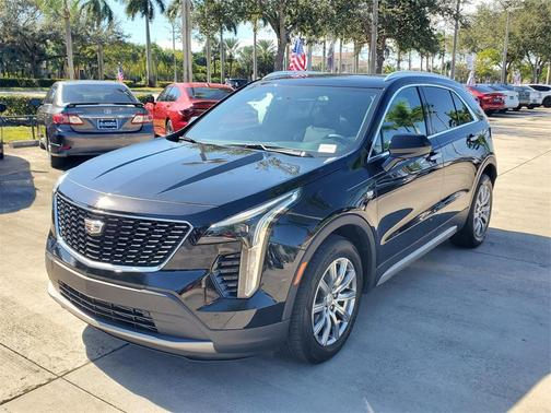 2019 Cadillac XT4 Premium Luxury