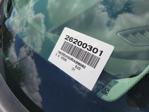 Black 2024 Acura Integra Base