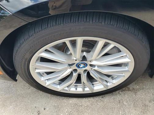 2023 BMW 330e Base
