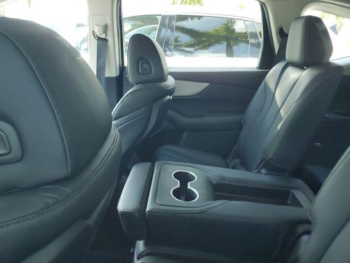 Platinum White Pearl 2024 Acura MDX Standard