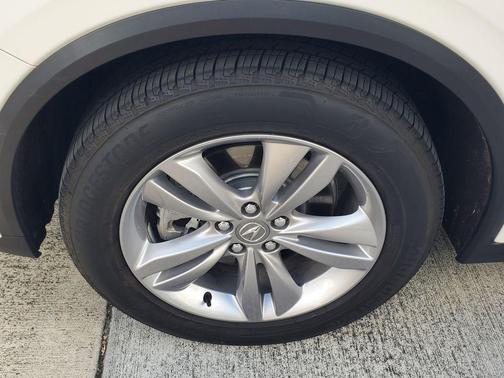 Platinum White Pearl 2024 Acura MDX Standard