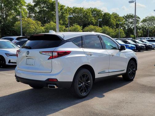 Platinum 2026 Acura RDX Base