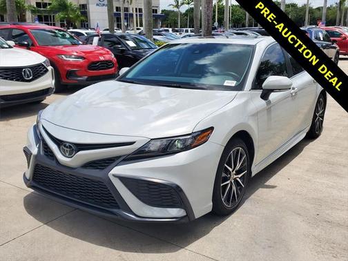 2023 Toyota Camry SE
