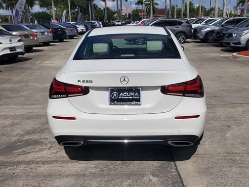 2022 Mercedes-Benz A-Class A 220