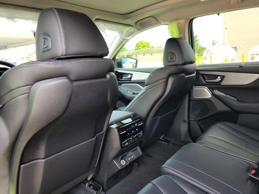 Majestic 2026 Acura MDX Technology Package