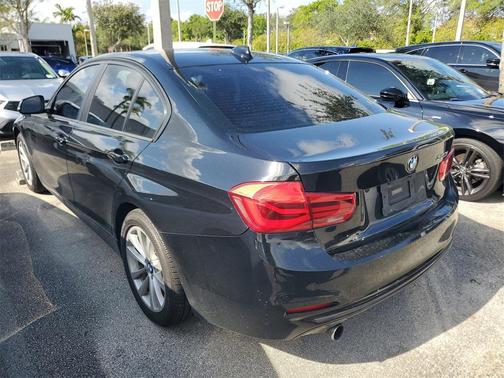 2018 BMW 320 i