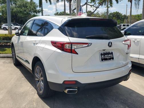 Platinum White Pearl 2023 Acura RDX Technology Package