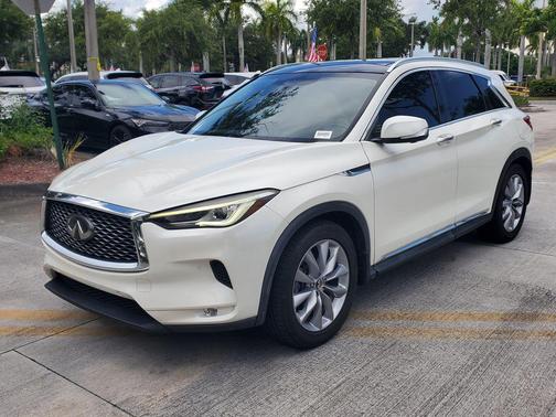Majestic White 2019 INFINITI QX50 ESSENTIAL