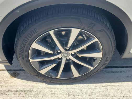 Platinum White Pearl 2025 Acura MDX Technology Package