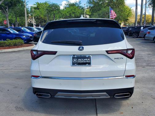 Platinum White Pearl 2026 Acura MDX Technology Package