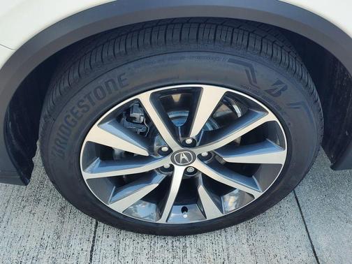 Platinum White Pearl 2026 Acura MDX Technology Package