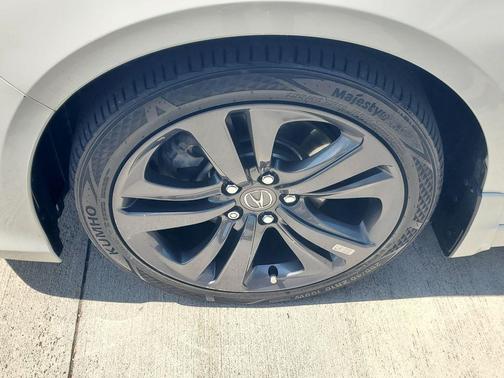 Platinum White Pearl 2022 Acura TLX A-Spec