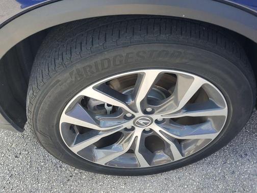 Liquid Carbon Metallic 2023 Acura MDX Technology Package